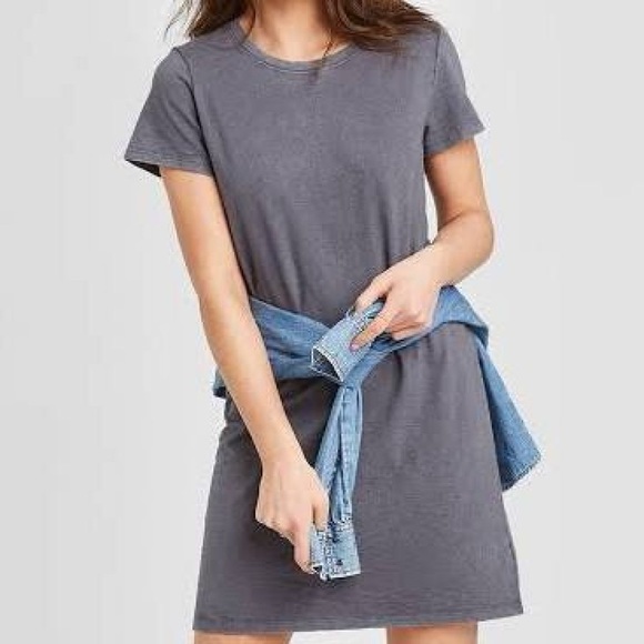 Universal Thread Dresses & Skirts - Universal Thread Women's Short Sleeve T- Shirt Dress Gray